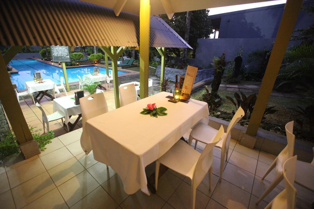 Coconut Palms Resort Vanuatu Port-Vila Extérieur photo