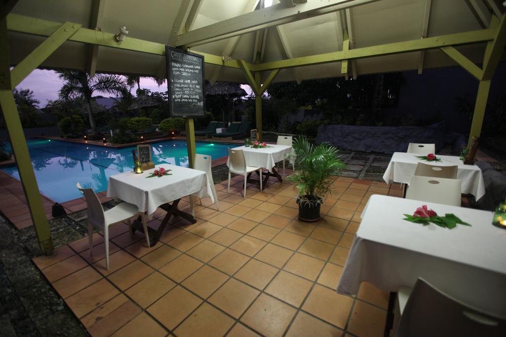Coconut Palms Resort Vanuatu Port-Vila Extérieur photo