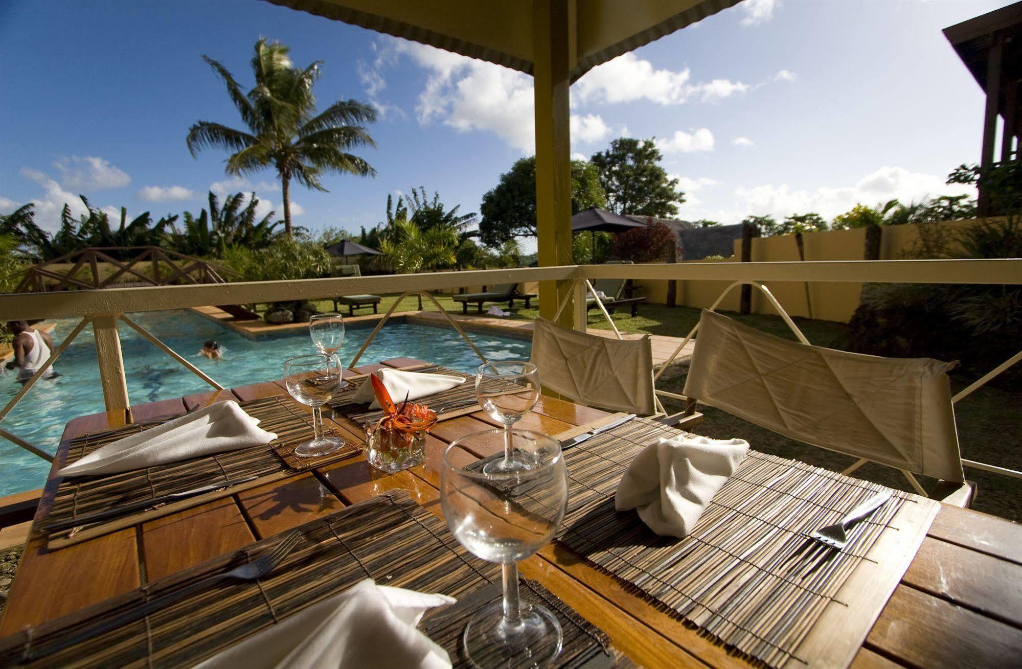 Coconut Palms Resort Vanuatu Port-Vila Restaurant photo
